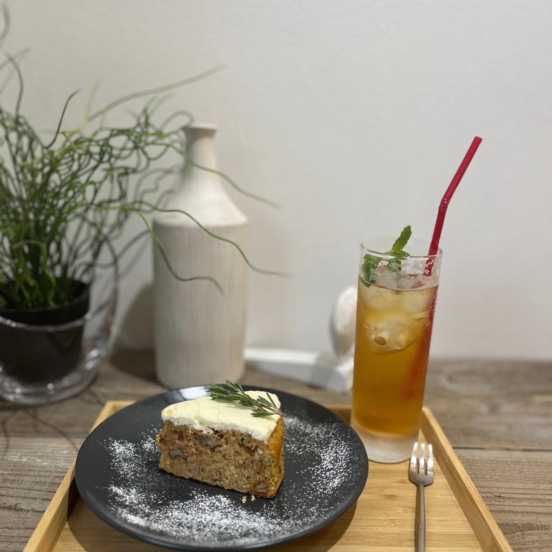 キャロットケーキ(クマの手カフェ)