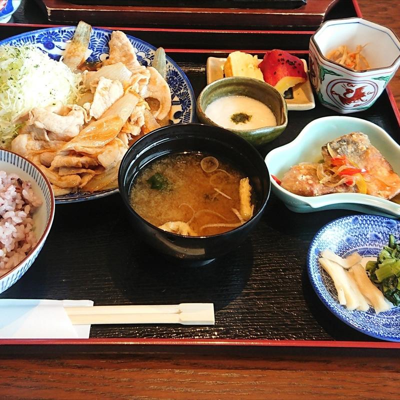 生姜焼き定食(ろくまる大食堂)