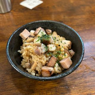 炊き込み豚飯(つけめん TETSU 赤羽店)
