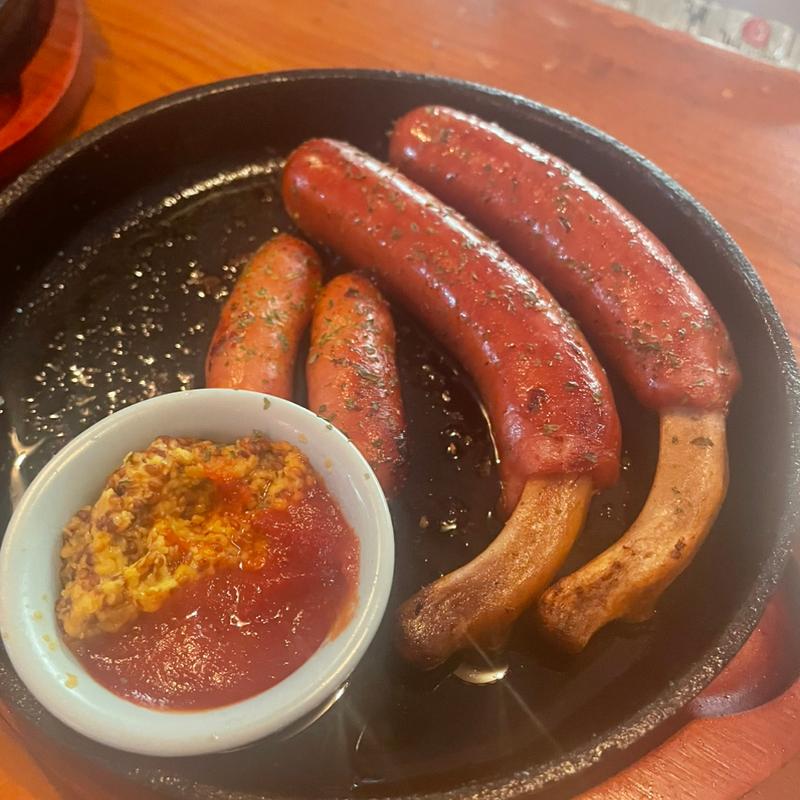 ソーセージ(ダイニングバーTOY-BOX)