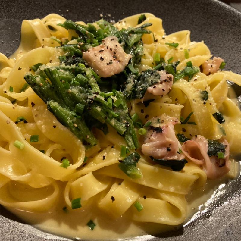 やりいかとほうれん草のクリームパスタ(鎌倉パスタ イオンモール川口前川店)