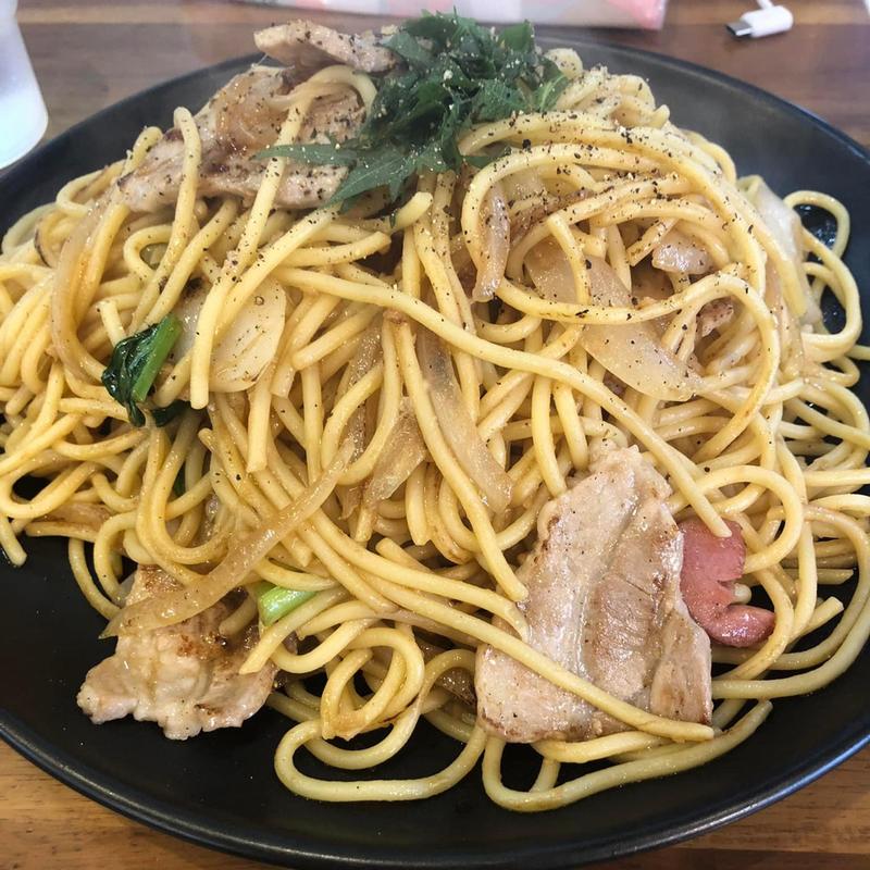 豚にんにくパスタ 特盛(スパゲティ PiaPia ウィンズ立川店)
