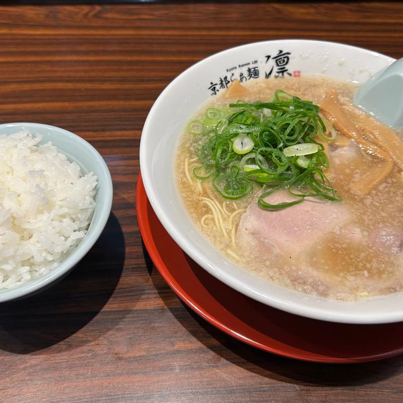凛ラーメン(京都らぁ麺 凜)