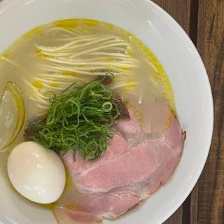 牡蠣塩ラーメン(むかん 初台)