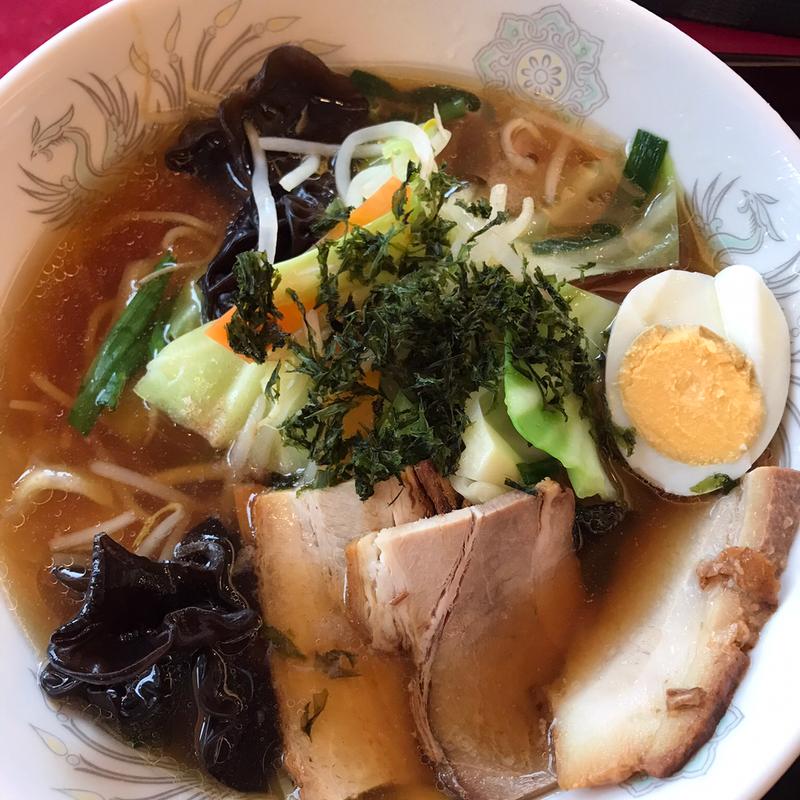 野菜醤油ラーメン(ギャツビイゴルフクラブ レストラン )