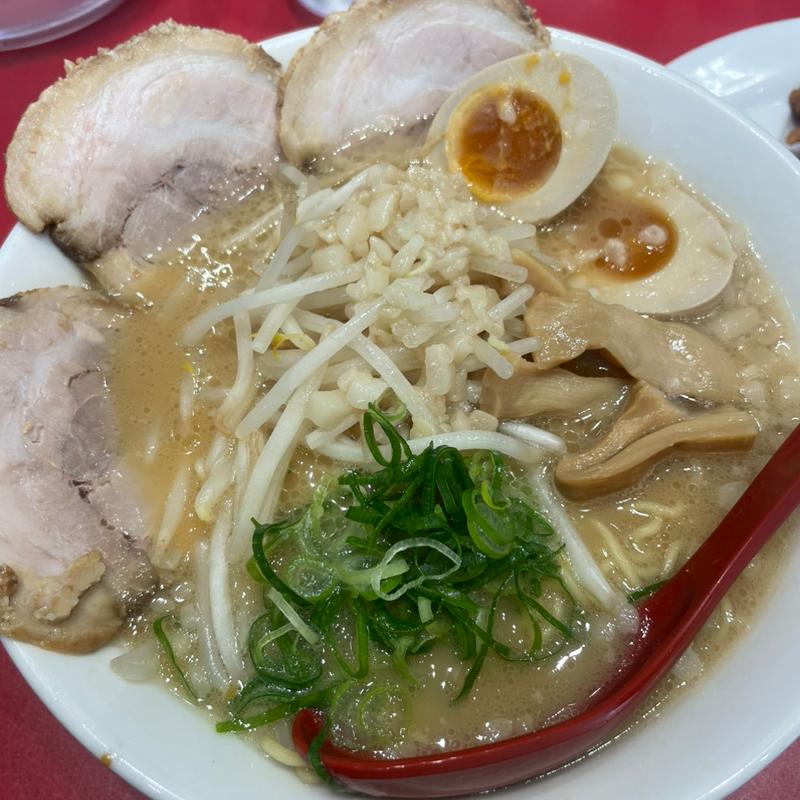 ガチ盛り醤油豚骨ラーメン(寿がきや キング観光鈴鹿店 )
