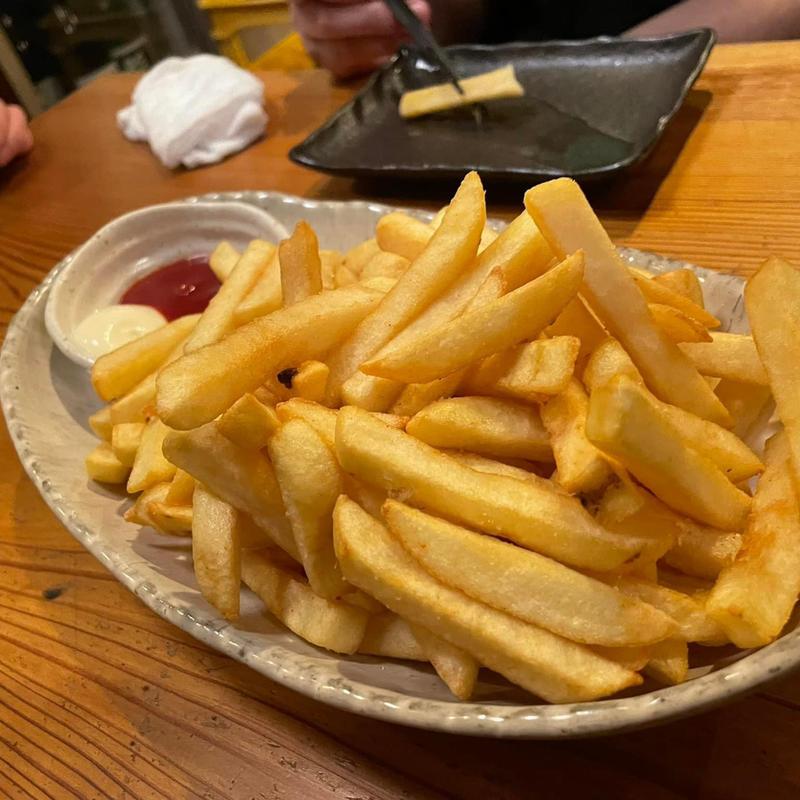 ポテトフライ(居腹じらいや)