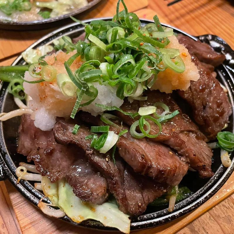 (居腹じらいや)