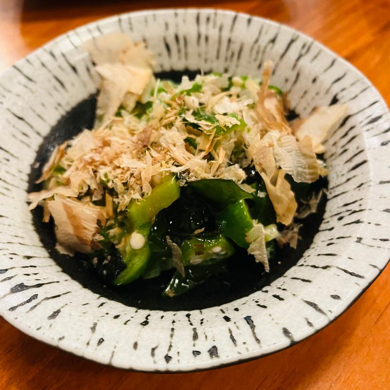 おくらワカメ(もつ焼きばん 恵比寿店)