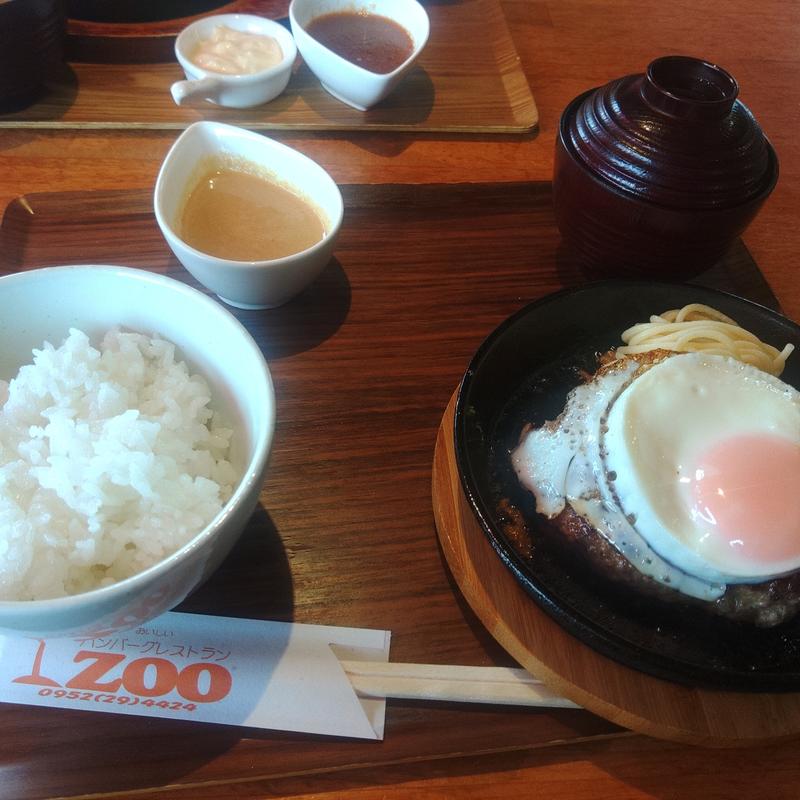 和風辛子ソースハンバーグ玉子(ZOO)