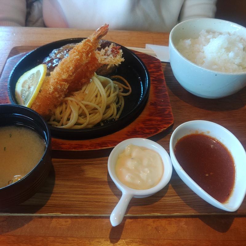 ジャポネソースハンバーグと海老フライ(ZOO)