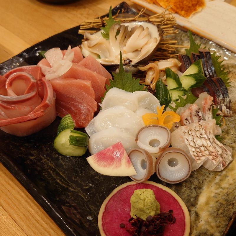 刺身盛り合わせ(割烹食堂かいね)