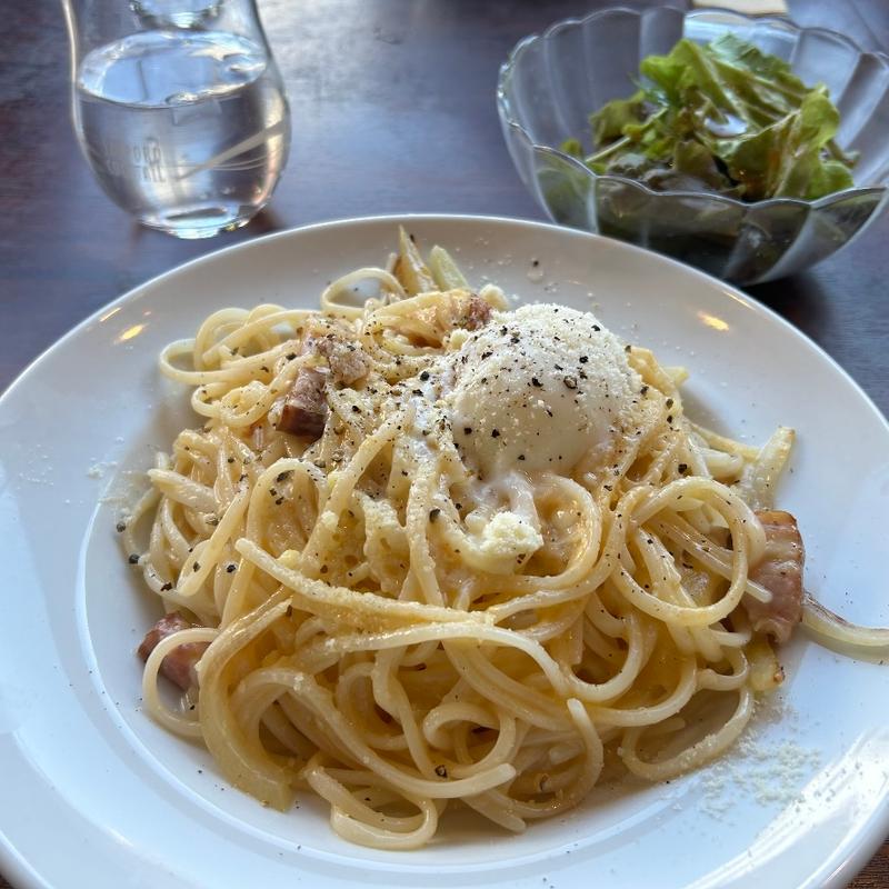 ホエー豚ベーコンのカルボナーラ(かくれん穂゛)