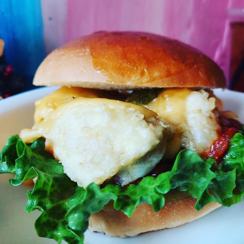 ふぐピザ(toto BURGER)