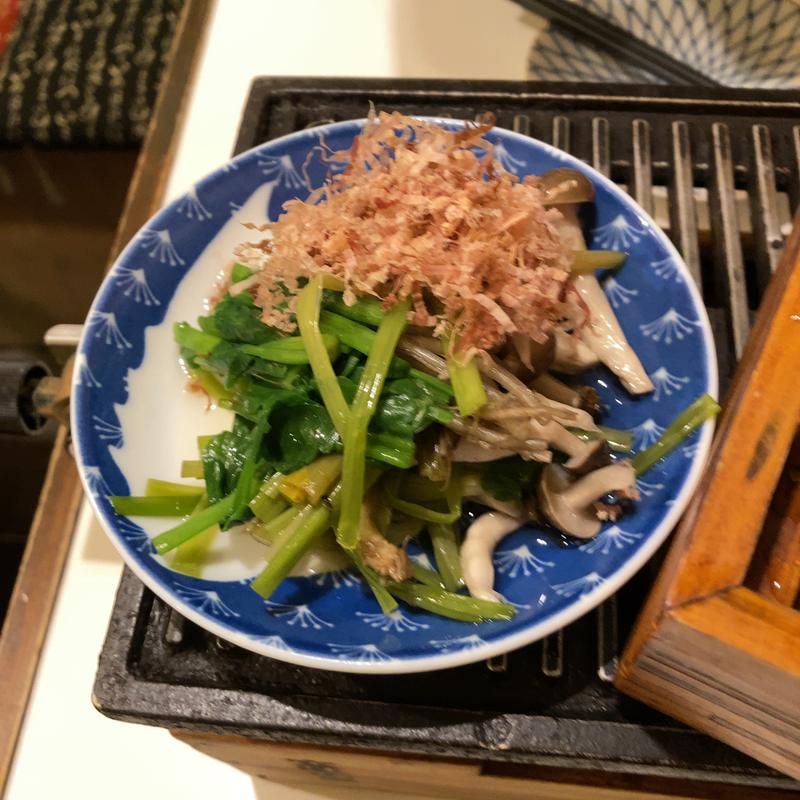 せりとしめじのお浸し(大衆酒蔵強三)