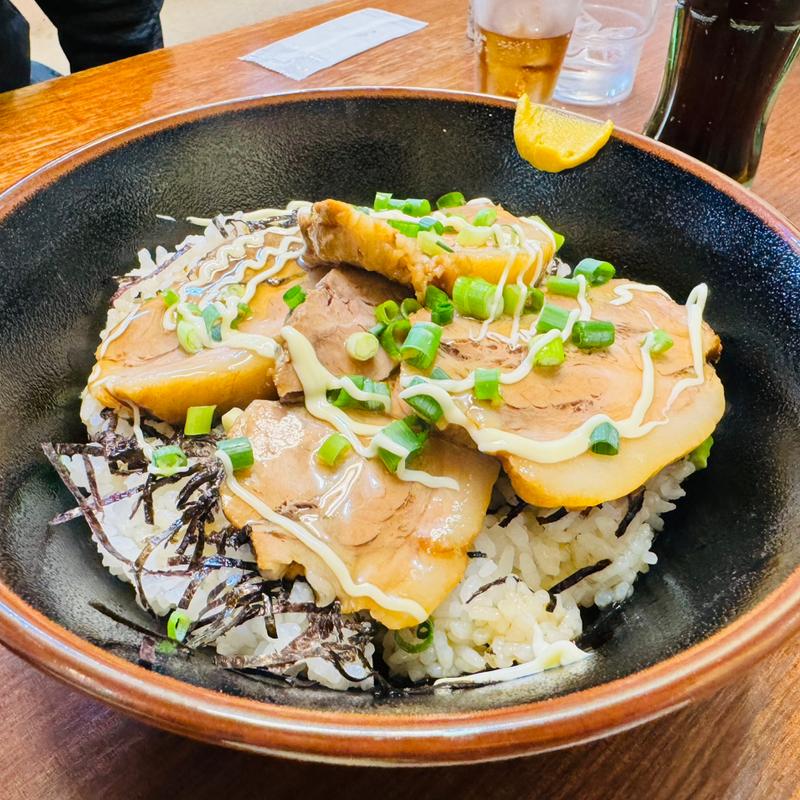 チャーシュー丼大盛(ラーメン勝ちゃん)