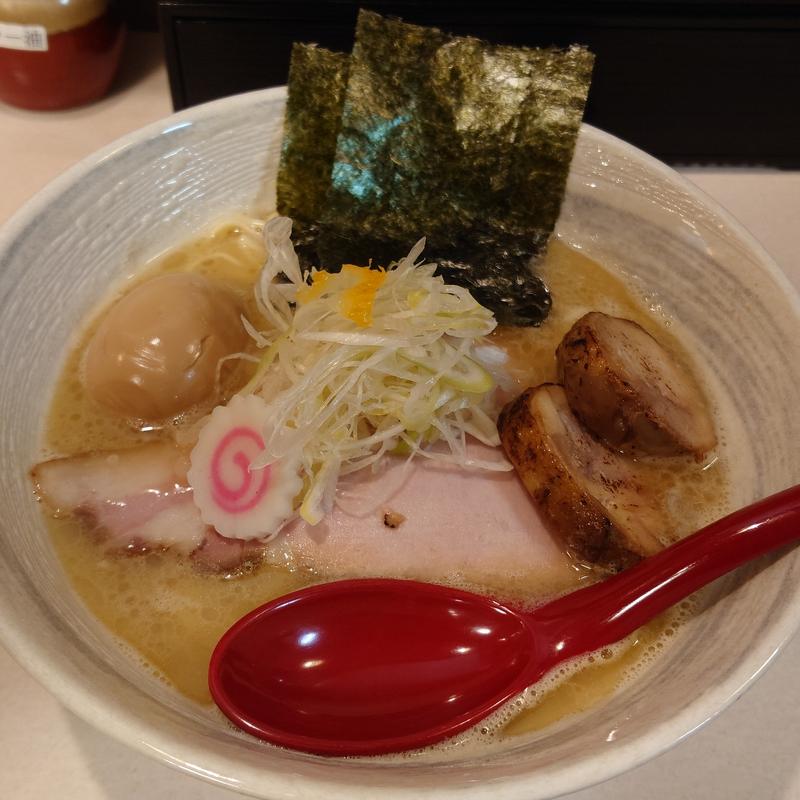 濃厚煮干しそば(醤油)(麺屋なると)