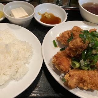 鶏のからあげ定食(大洋軒福島店)