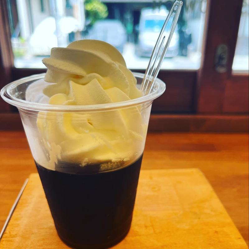 コーヒーゼリーソフト(カナリアサンドイッチ亀戸店)