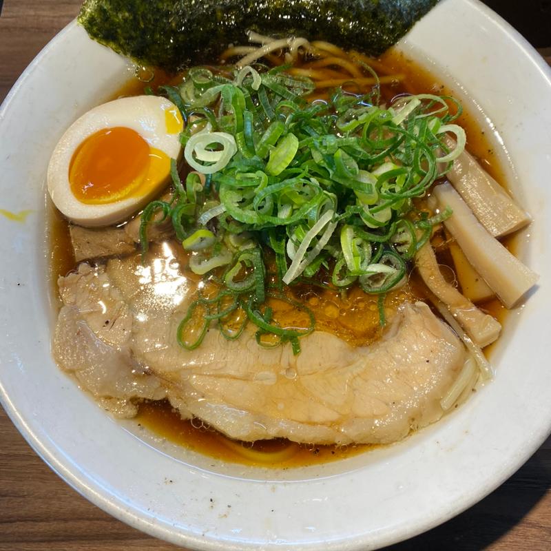 醤油ラーメン(ななや)