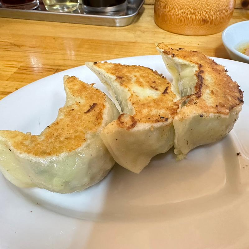 ぎょうざ(小三郎 （こさぶろう）)