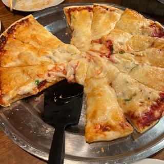 (イタリアン　ピザ　レストラン　トスカーナ )
