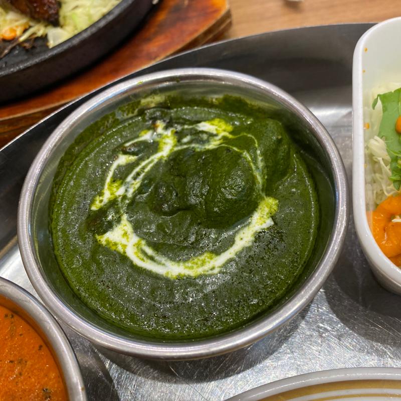 ほうれん草のカリー(ビスヌ 福岡伊都店)