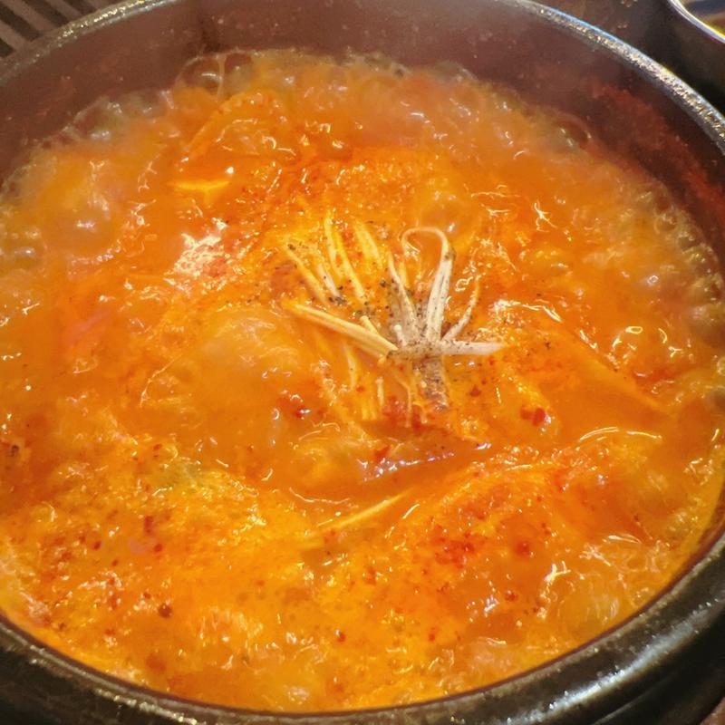 キムチチゲ(韓国料理 中央シジャン)