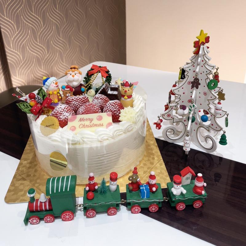 クリスマスケーキ(シクラメン)