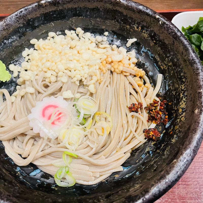 冷したぬきそば(十割蕎麦嵯峨谷 神田小川町店)