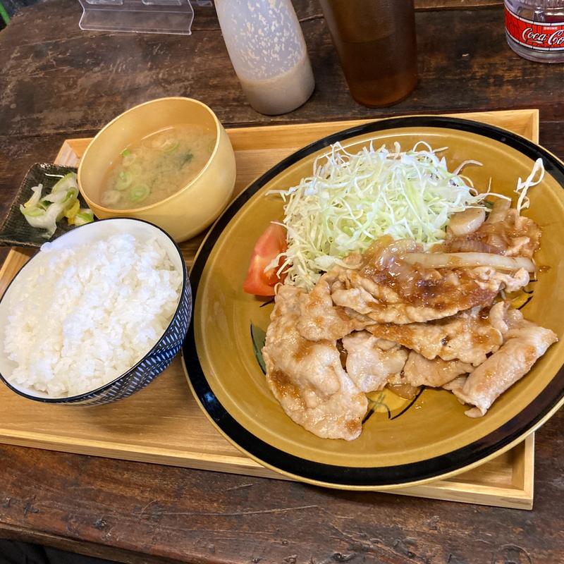 生姜焼き定食ガッツリ大盛り(プラスハートカフェ劇場)