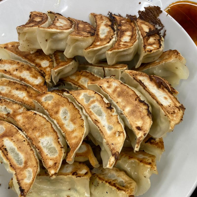 餃子(福しん バス通り店)