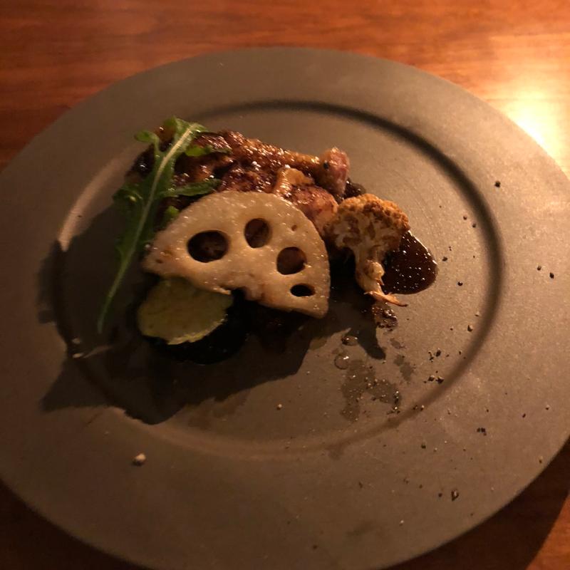 美桜鶏のグリル　赤ワインと山椒のソース(Sta.日本橋)