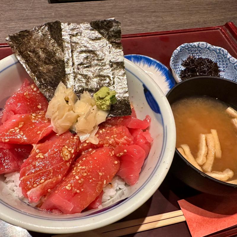 鮪ヅケ丼定食(早瀬 （せんさいぎょ はやせ）)