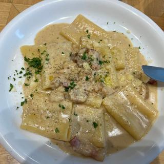 (サブリナ パスタ＆クラムチャウダー 渋谷ヒカリエ店)