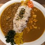 2種カレープレート(Time is Curry シャポー市川店)