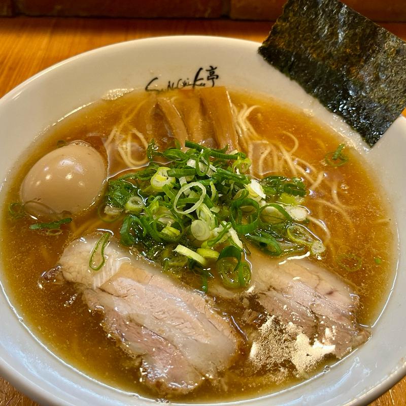 醤油らーめん(ShiNaChiKu亭 （しなちく亭）)