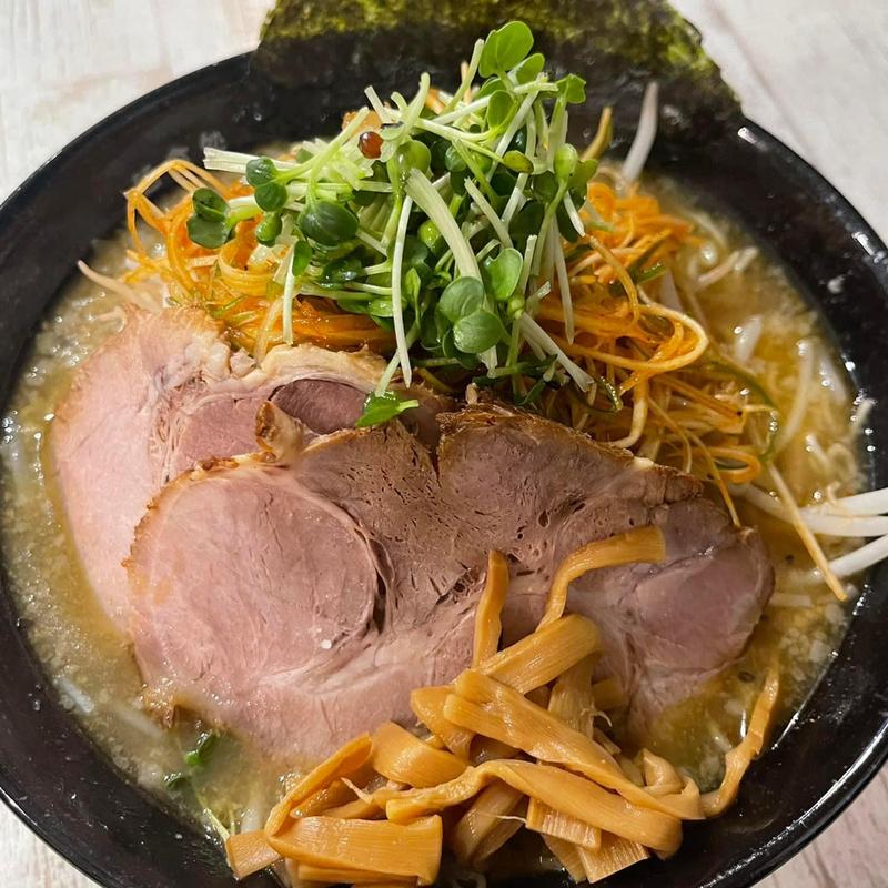 ネギもやしみそラーメン(麺食処 じゅんちゃん家(げ))