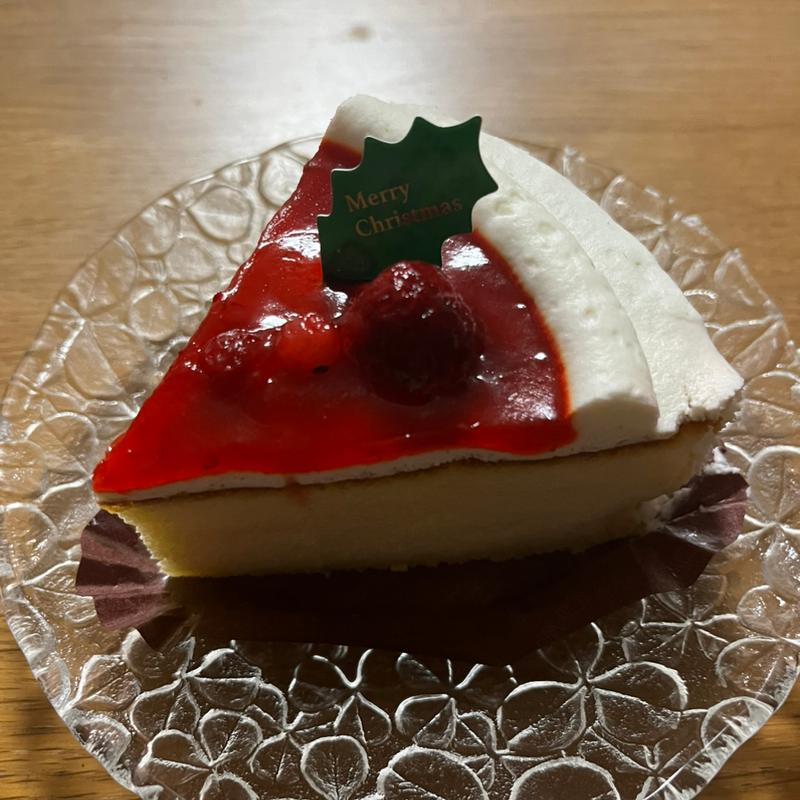 Xmasベリースフレチーズケーキ(シャトレーゼ 野川店)