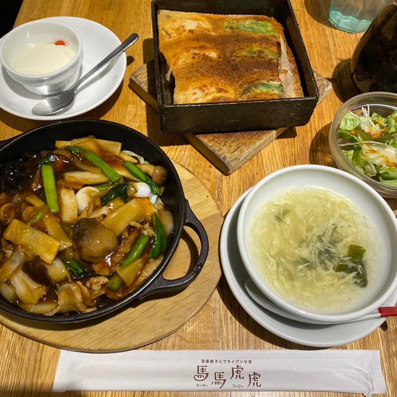 五目あんかけ焼きそばと羽根餃子セット(馬馬虎虎 ルミネエスト新宿店 （マーマーフーフ【旧店名】百餃苑）)