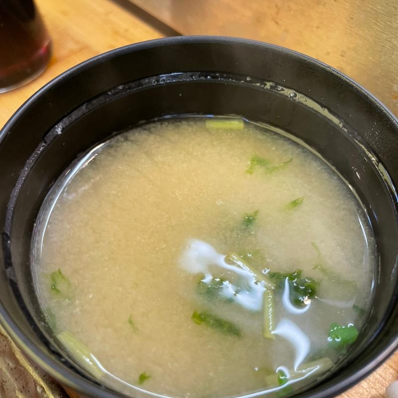 味噌汁(つきぢ神楽寿司)