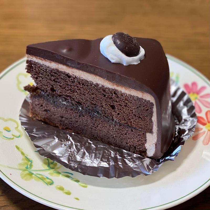 ザッハトルテ(近江屋洋菓子店 神田店 （オウミヤヨウガシテン）)