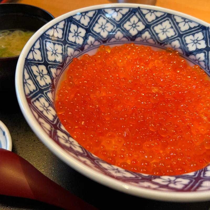 いくら丼(そば処 福住 総本店 （ふくずみ）)