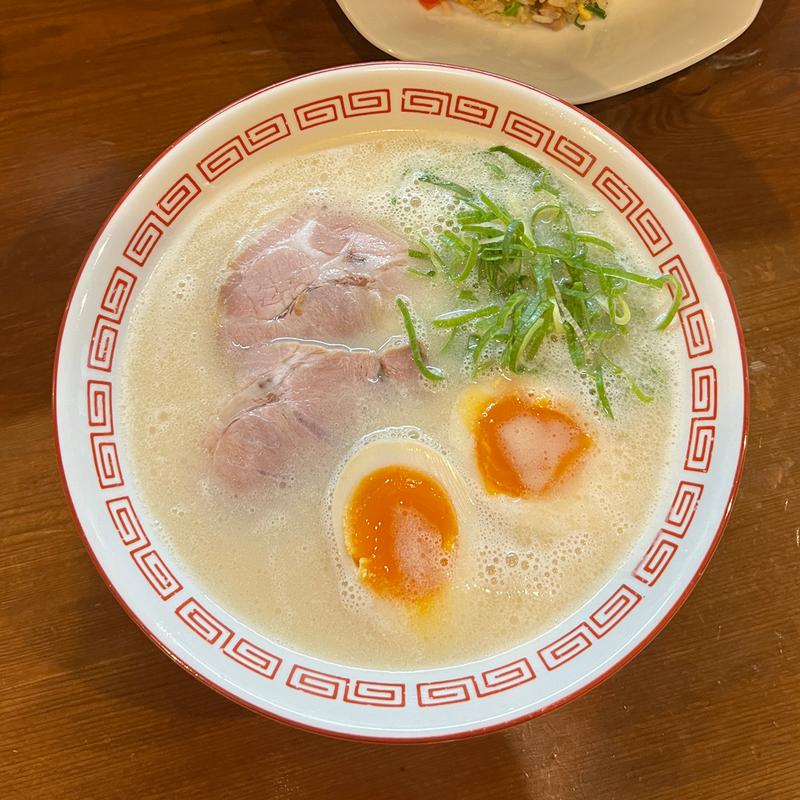 煮たまごらーめん(長浜ナンバーワン 名島店)