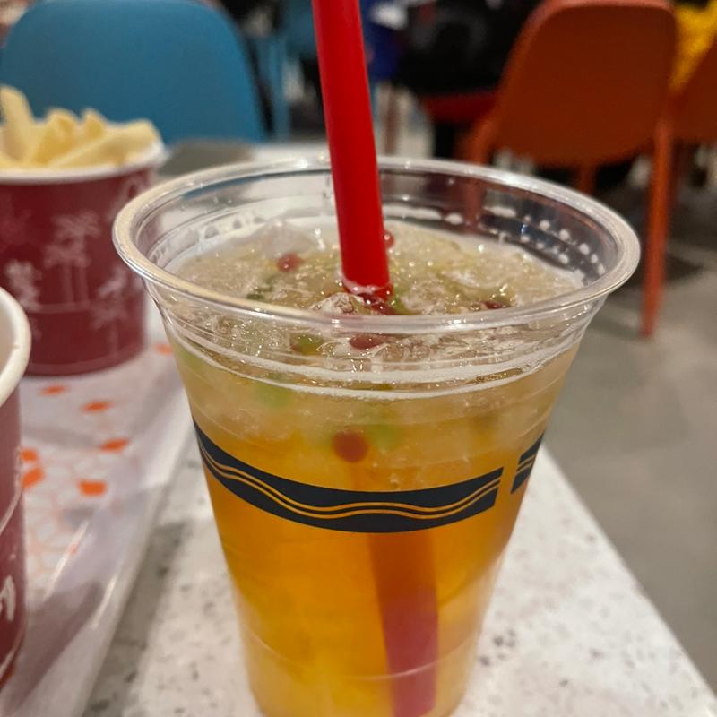 スパークリングカクテル(ラム＆アップル)(プラズマ・レイズ・ダイナー)