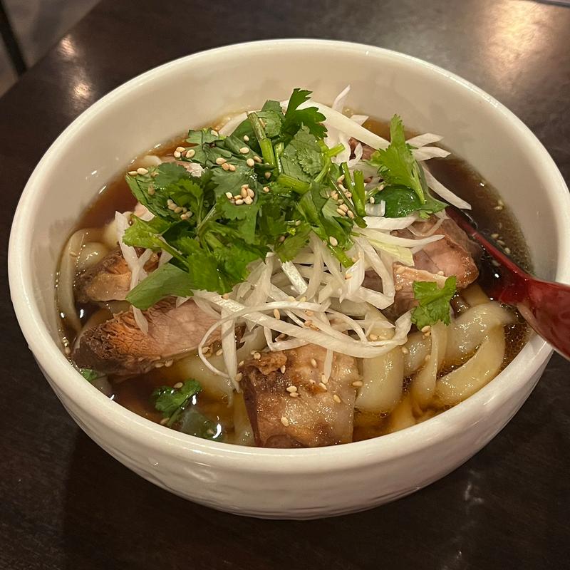 葱油叉焼刀削麺(張家 代々木店 （チョウヤ）)