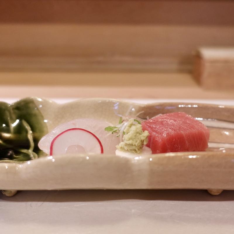 鮪と鮃(ひろ作 （ひろさく）)