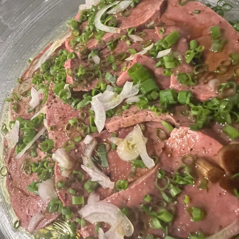 牛レバ刺(低温調理)(地球屋)