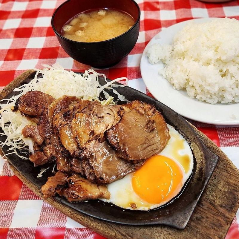 チャーシューエッグ(洋食 大吉)