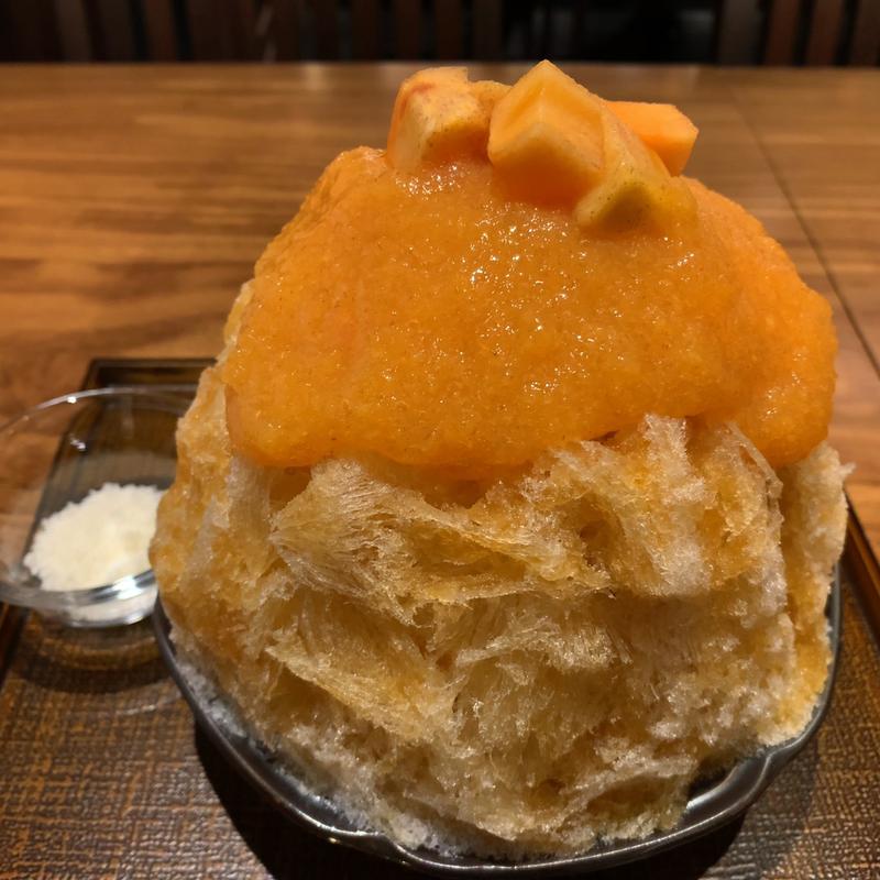 柿と紅茶とチーズ(かき氷 葡萄屋)